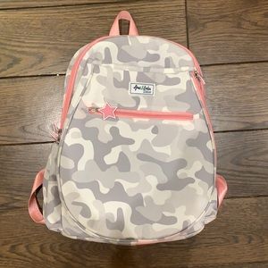 Super cute white and gray tennis bag